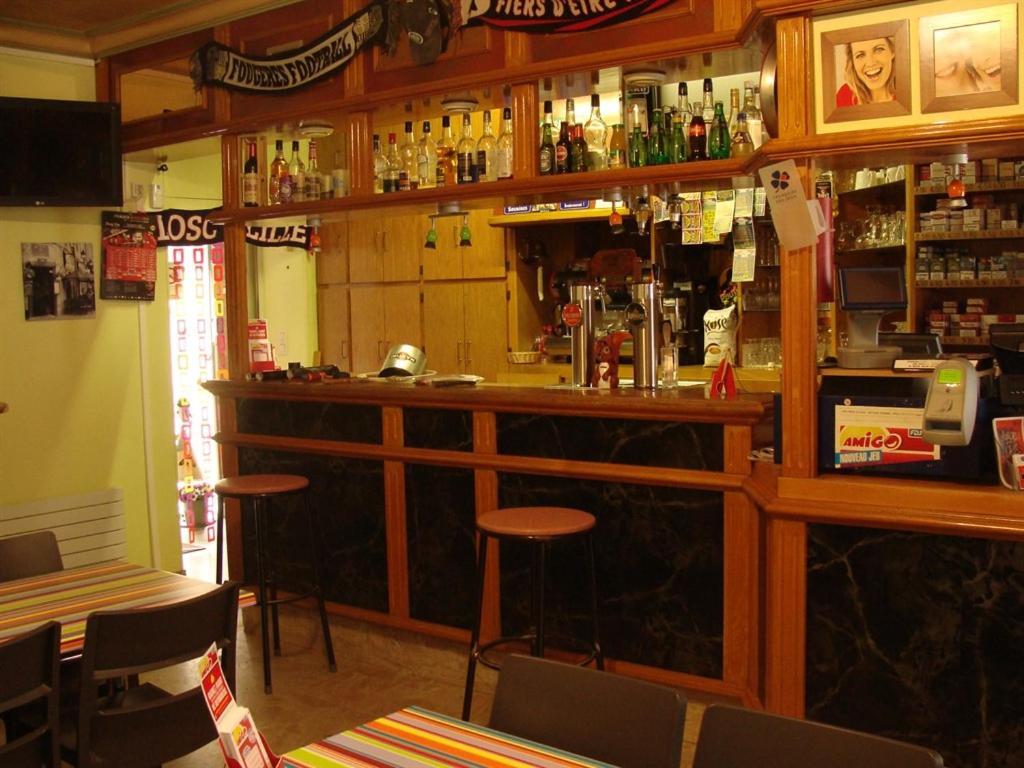 Hotel Le Flaubert Fougères Esterno foto