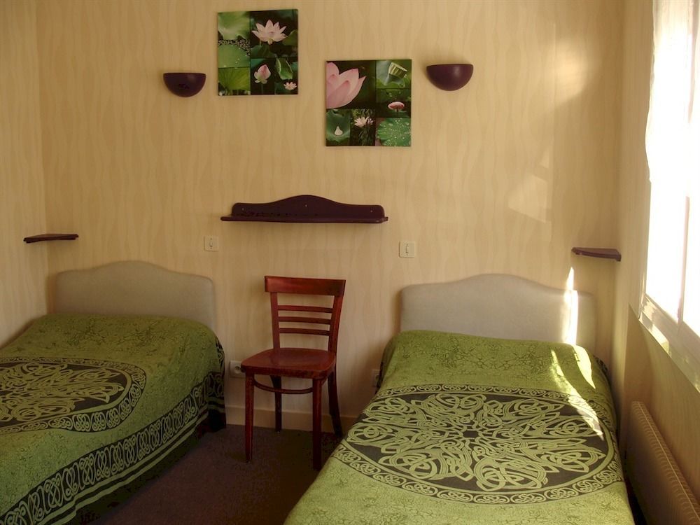 Hotel Le Flaubert Fougères Esterno foto
